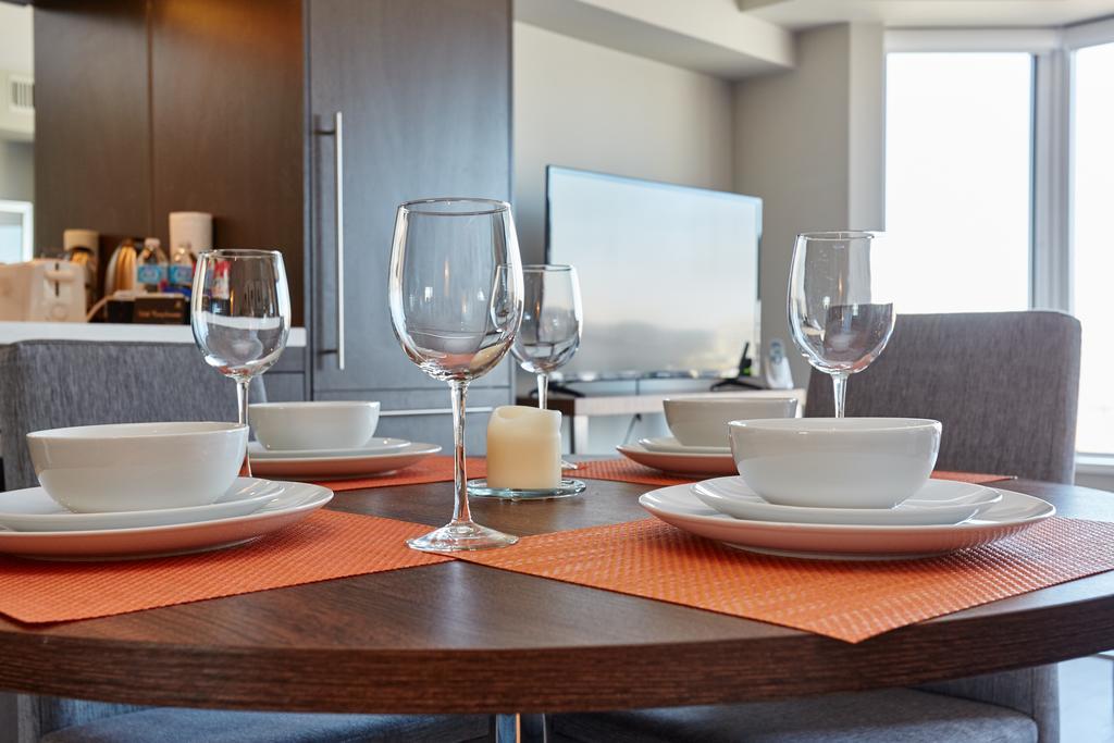 Atlas Suites - Yorkville Furnished Apartments 多伦多 客房 照片