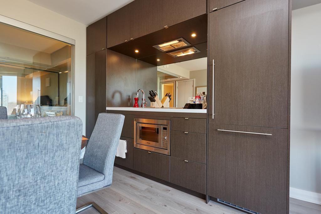 Atlas Suites - Yorkville Furnished Apartments 多伦多 客房 照片
