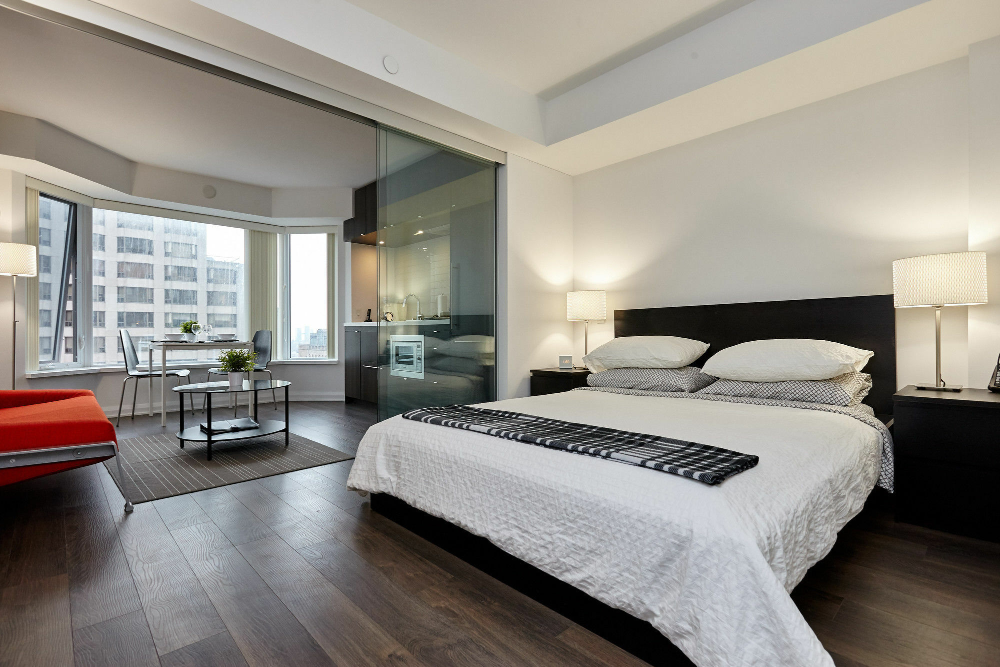 Atlas Suites - Yorkville Furnished Apartments 多伦多 外观 照片